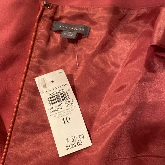 10 salmon Ann Taylor lined dress - New with tags - Picture 3 of 3